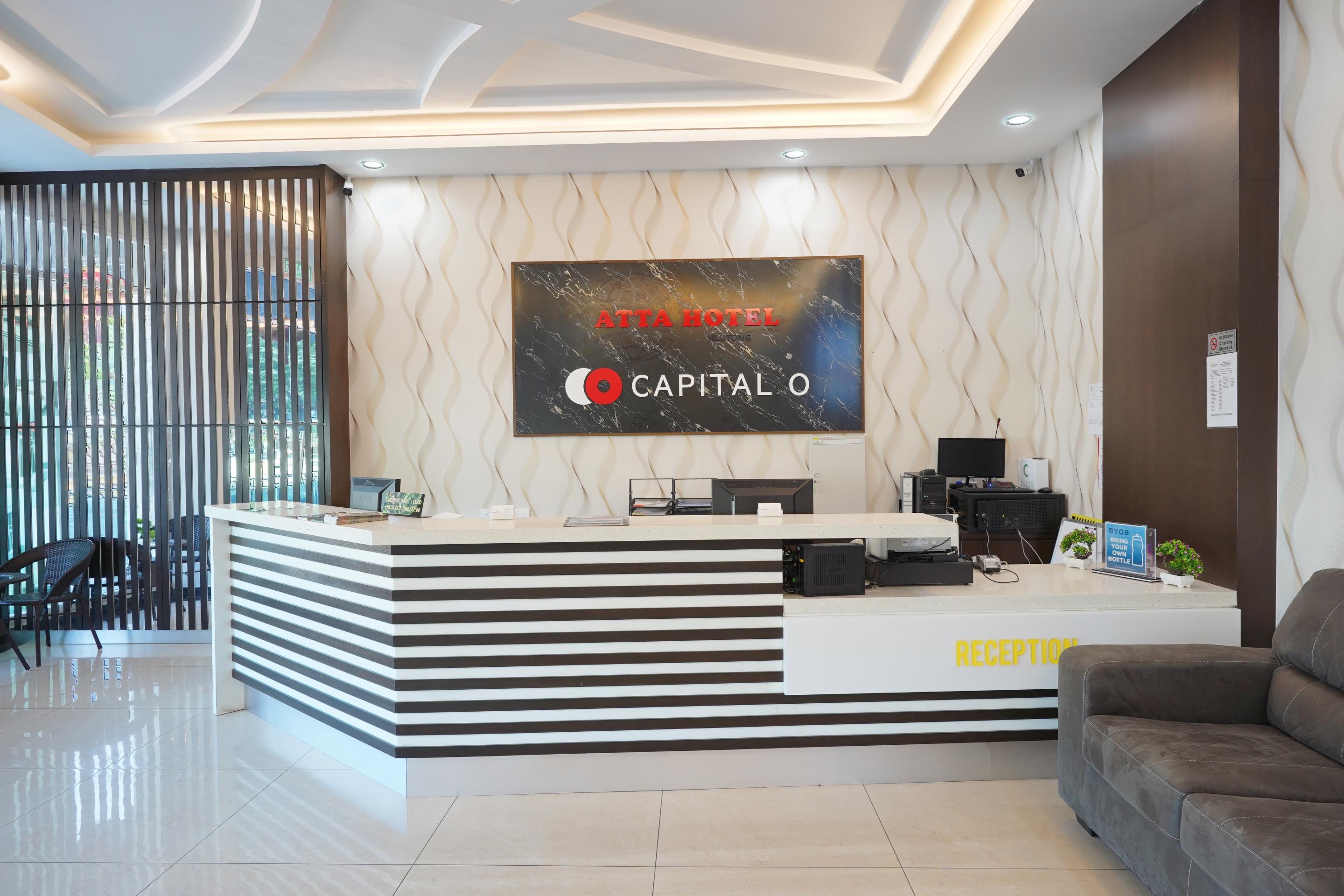 Capital O 89647 Atta Hotel Gelugor Esterno foto